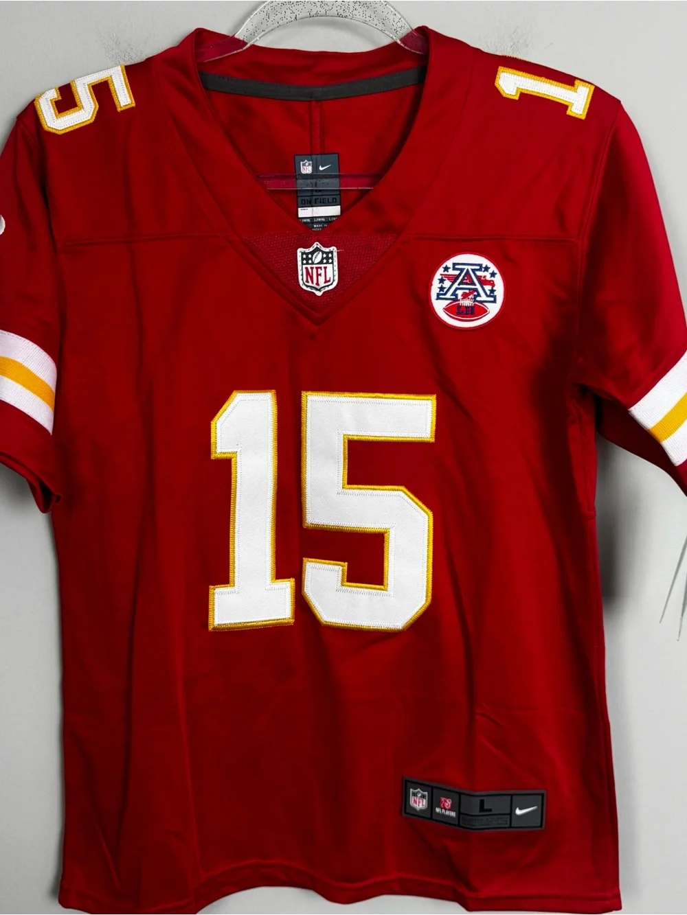 NFL x NIKE | On Field NEW Chiefs Jersey Patrick Mahomes #15 Kids Size Large